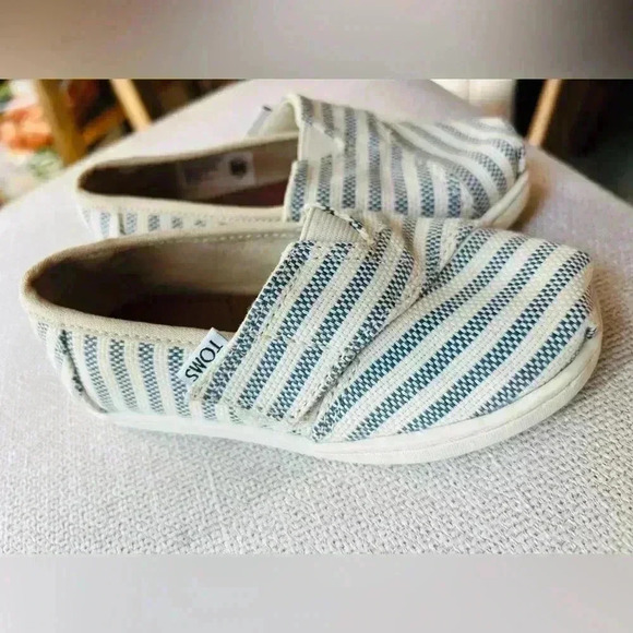 TOMS  shoes  New size T8 - Picture 7 of 8